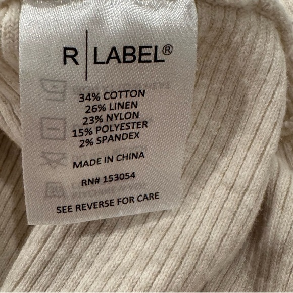 The Reset R Label Ribbed Short Sleeve Pullover Sweater in Cream Size Large / XL - Picture 6 of 10